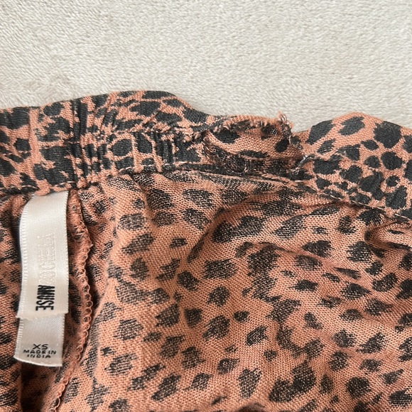 Cheetah Print Shorties by Amuse Society XS - Picture 6 of 7